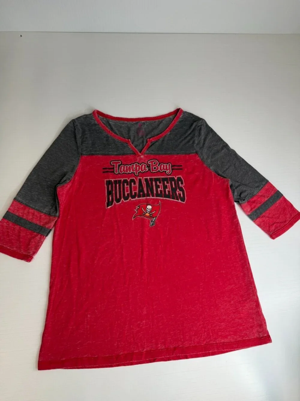 Tampa Bay Buccaneers Shirt Girl Extra Large Teen Spell Out Flag Party Run Gym Ex